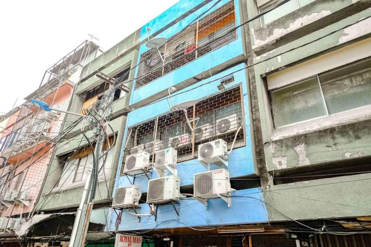 Royal Mas Hayam Wuruk Hotel Yakarta Exterior foto