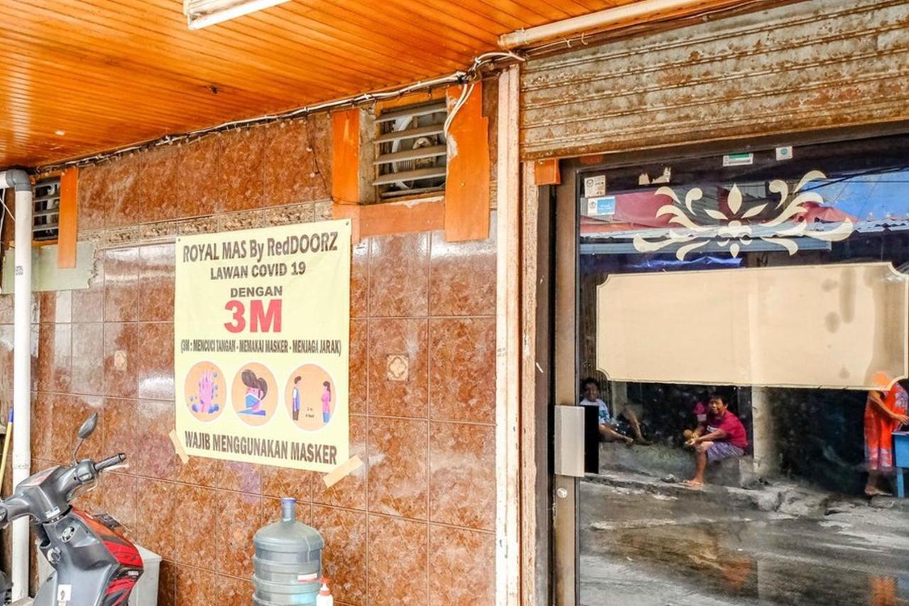 Royal Mas Hayam Wuruk Hotel Yakarta Exterior foto